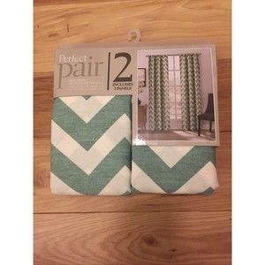 Perfect Pair Curtains Green Chevron 2 Panels 40”x 84”